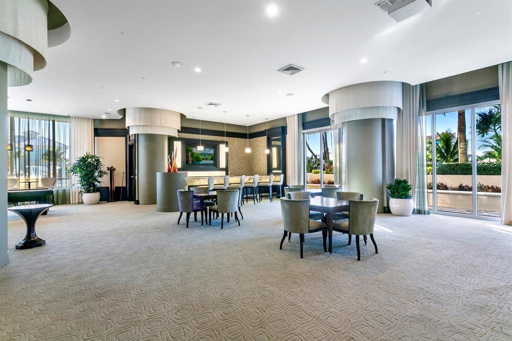 Ritz Carlton Residences - Residential