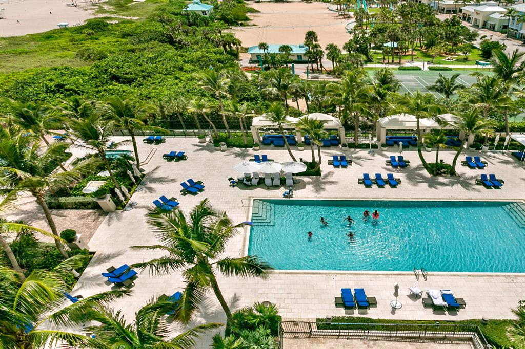 Ritz Carlton Residences - Residential