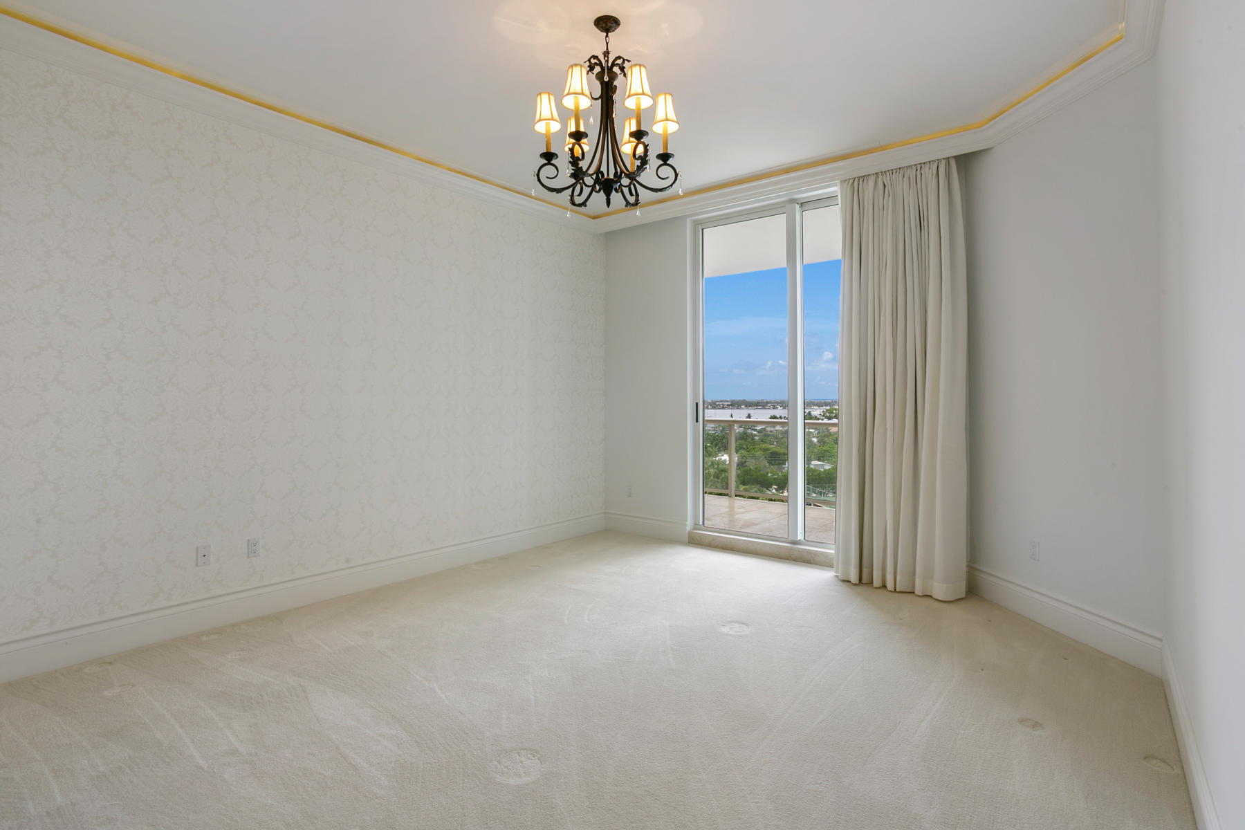 Ritz Carlton Residences - Residential