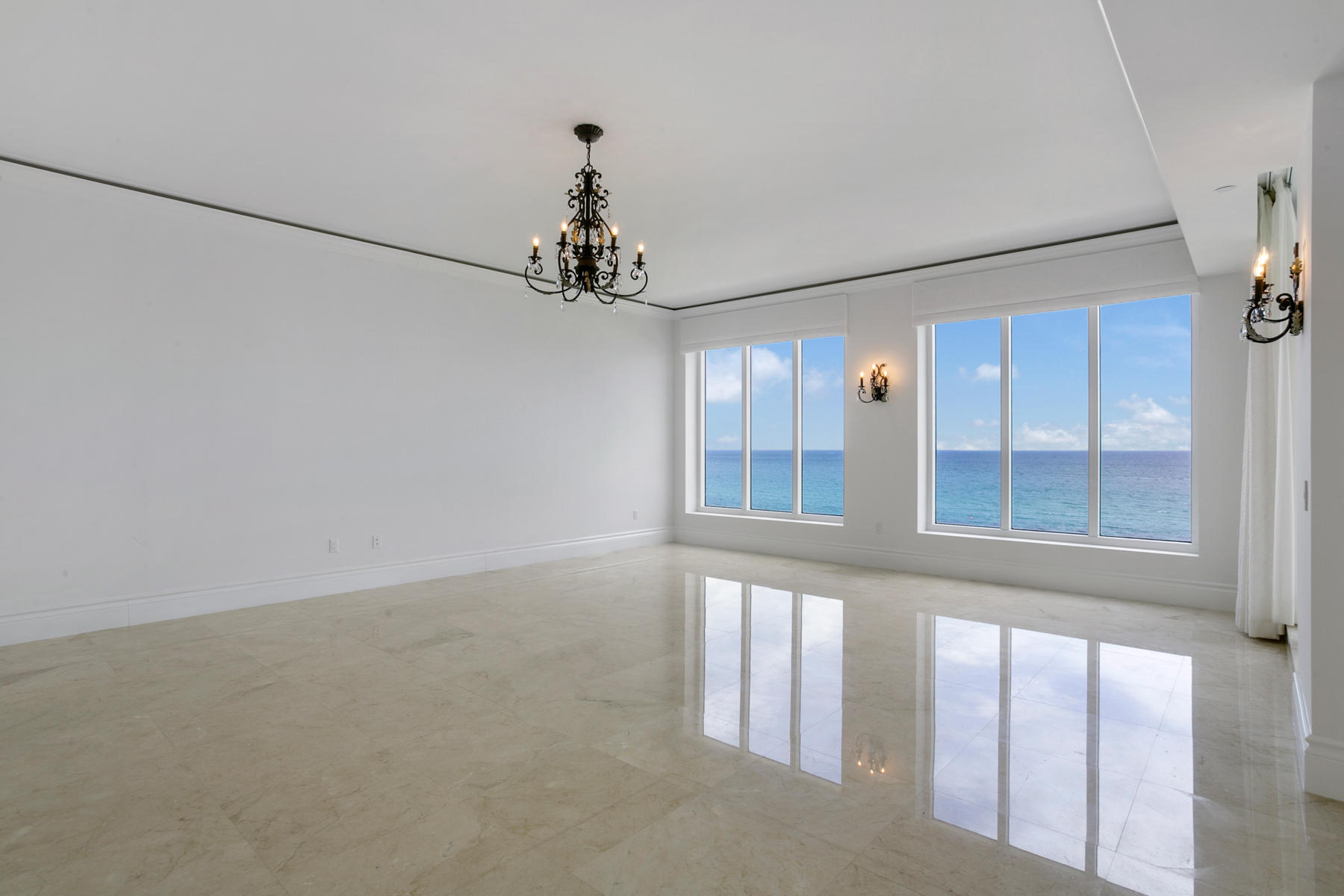 Ritz Carlton Residences - Residential