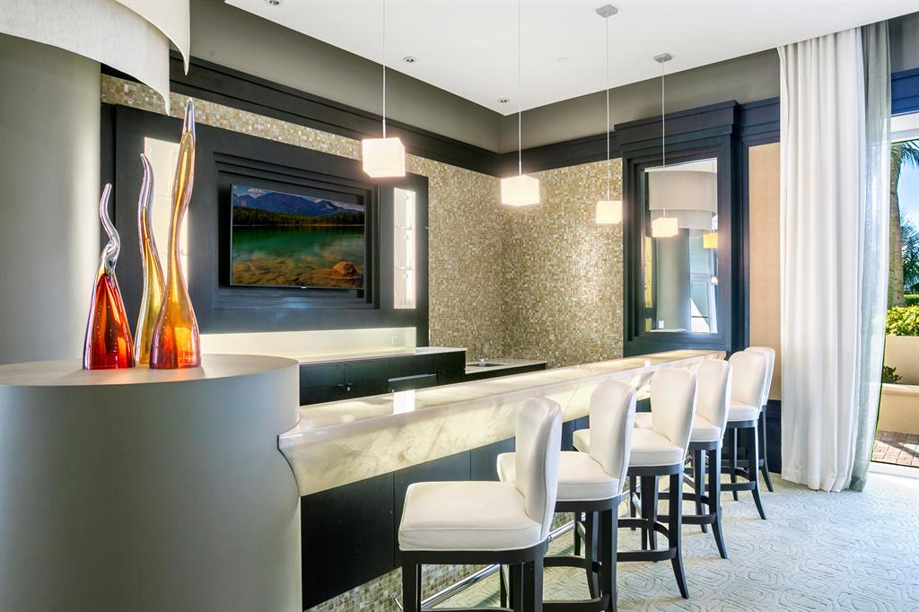 Ritz Carlton Residences - Residential