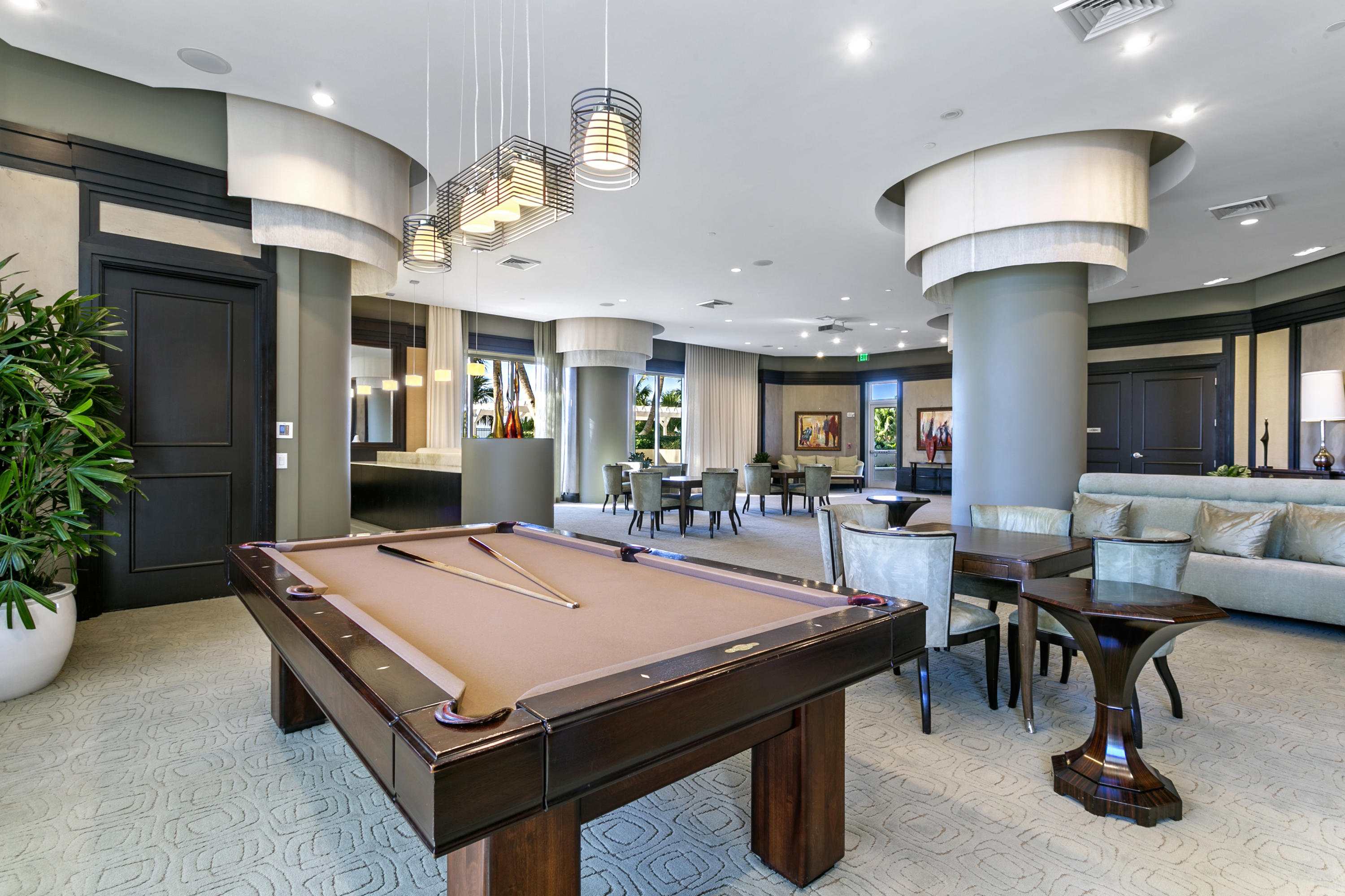 Ritz Carlton Residences - Residential