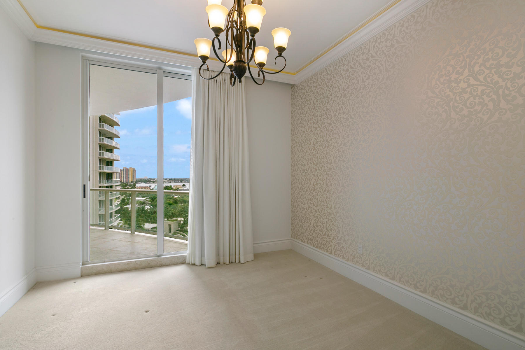 Ritz Carlton Residences - Residential