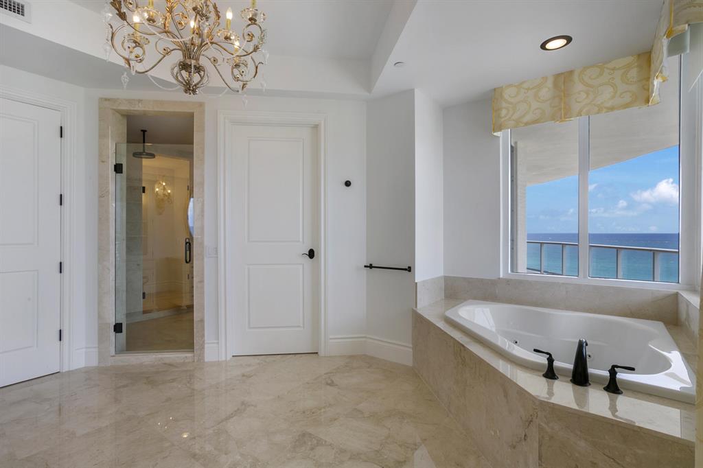 Ritz Carlton Residences - Residential