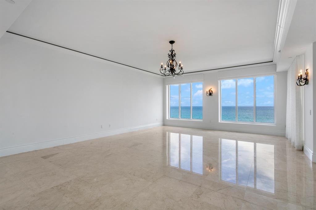 Ritz Carlton Residences - Residential