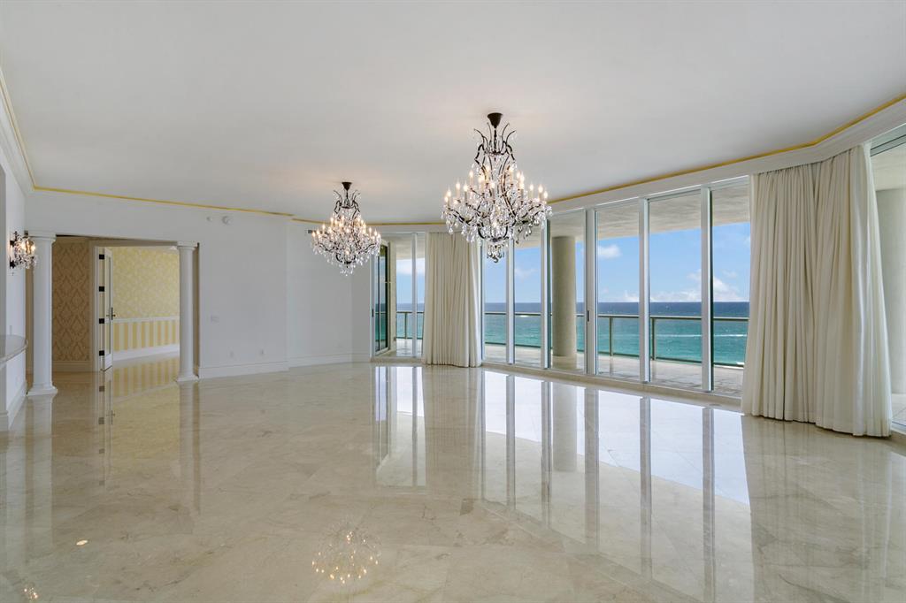 Ritz Carlton Residences - Residential