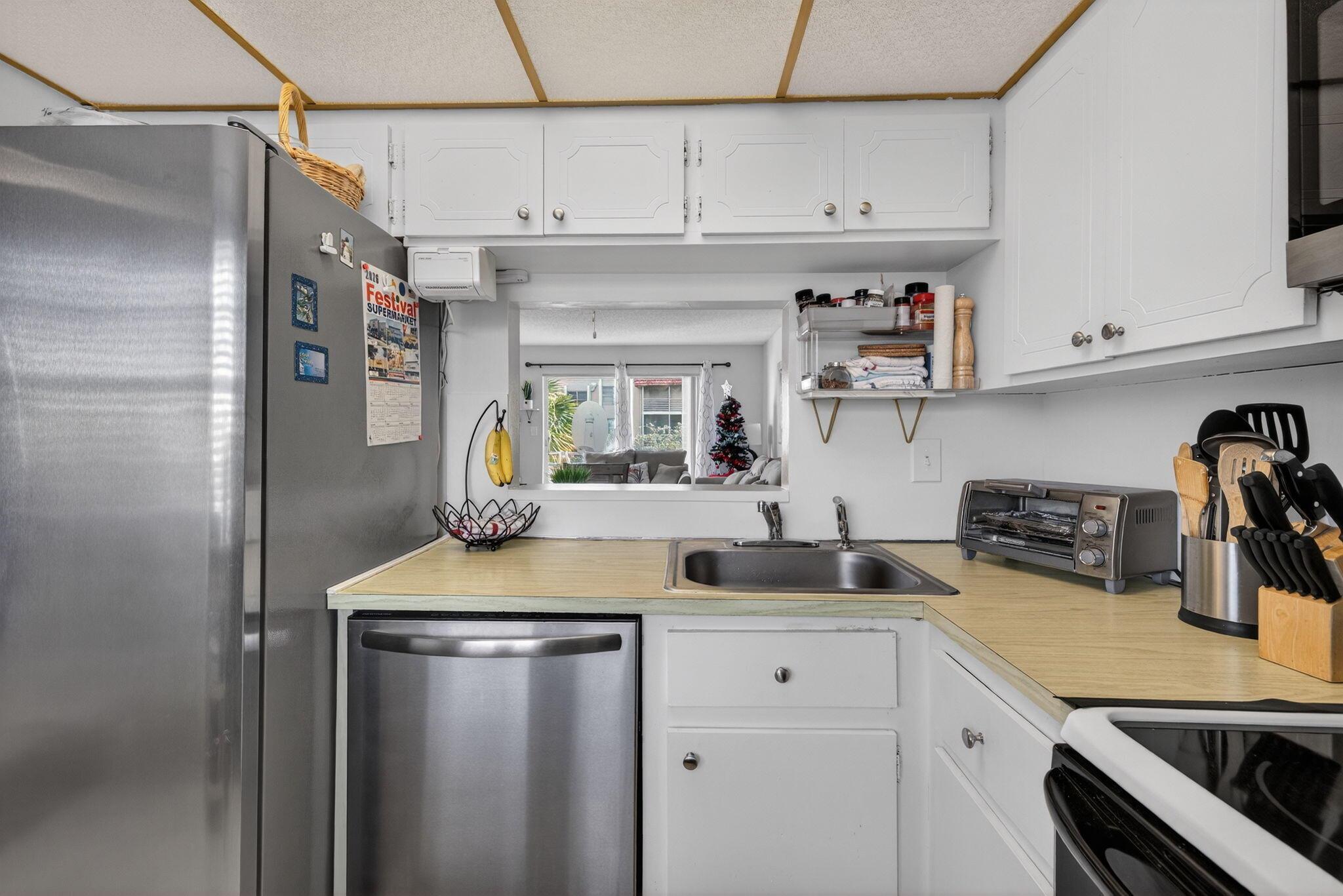 LAS VISTAS P-R IN INVERRA - Residential