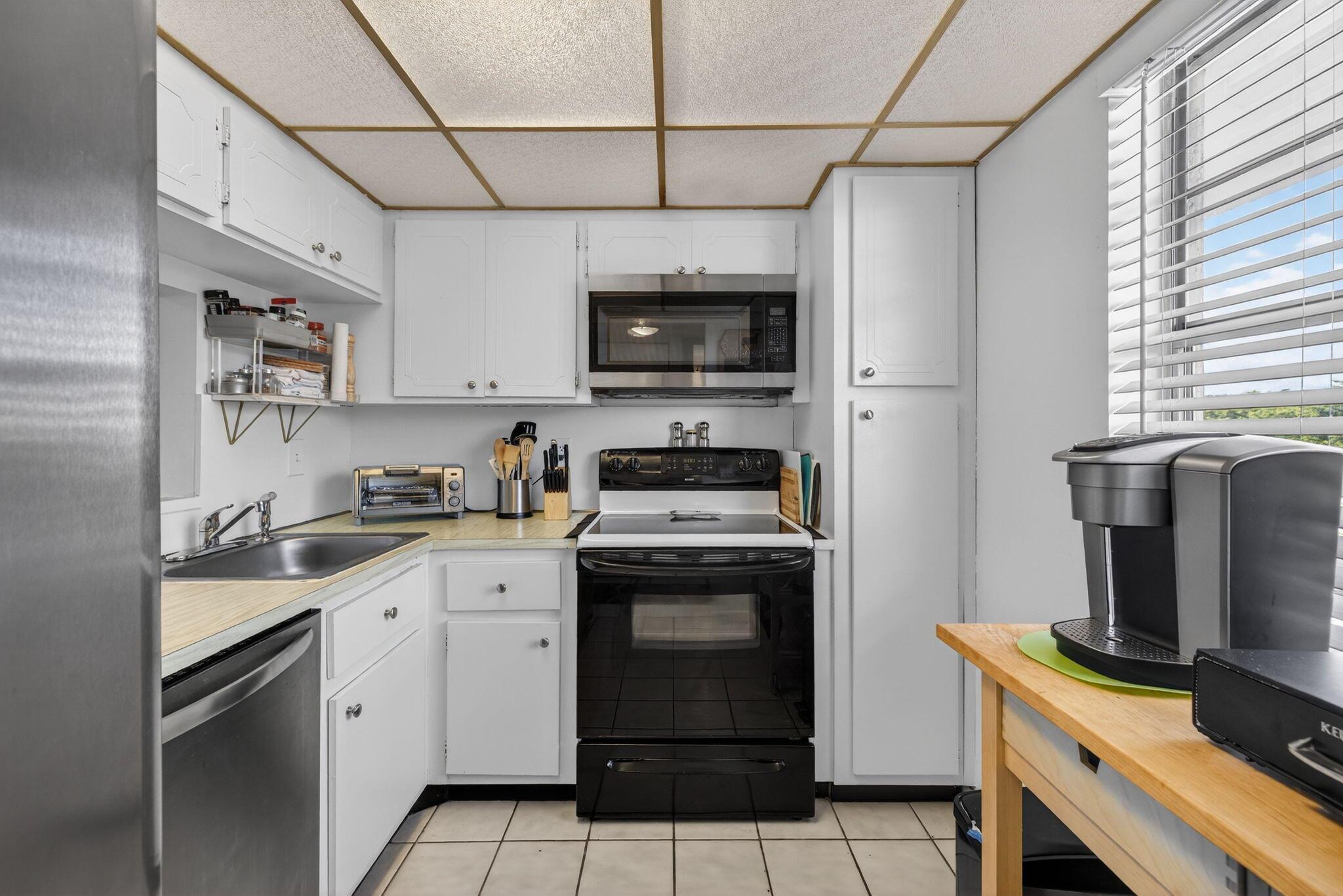 LAS VISTAS P-R IN INVERRA - Residential