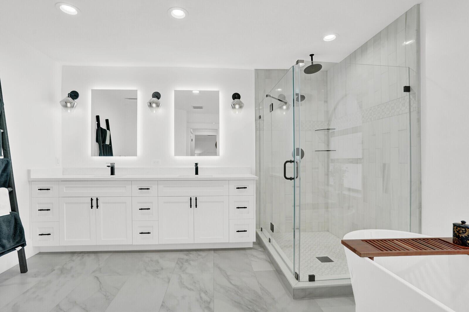 PINEWOOD OF WELLINGTON - Residential