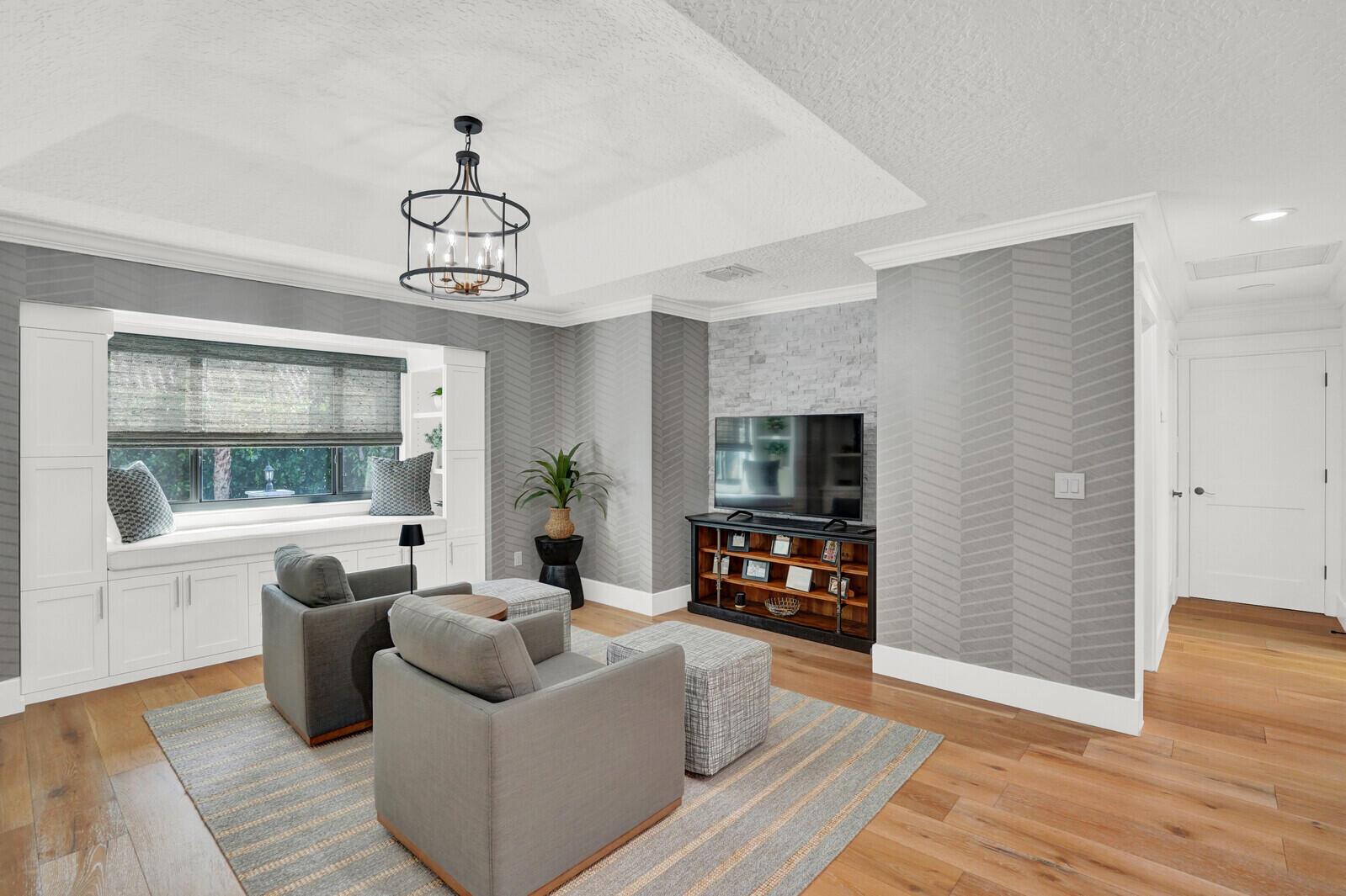 PINEWOOD OF WELLINGTON - Residential