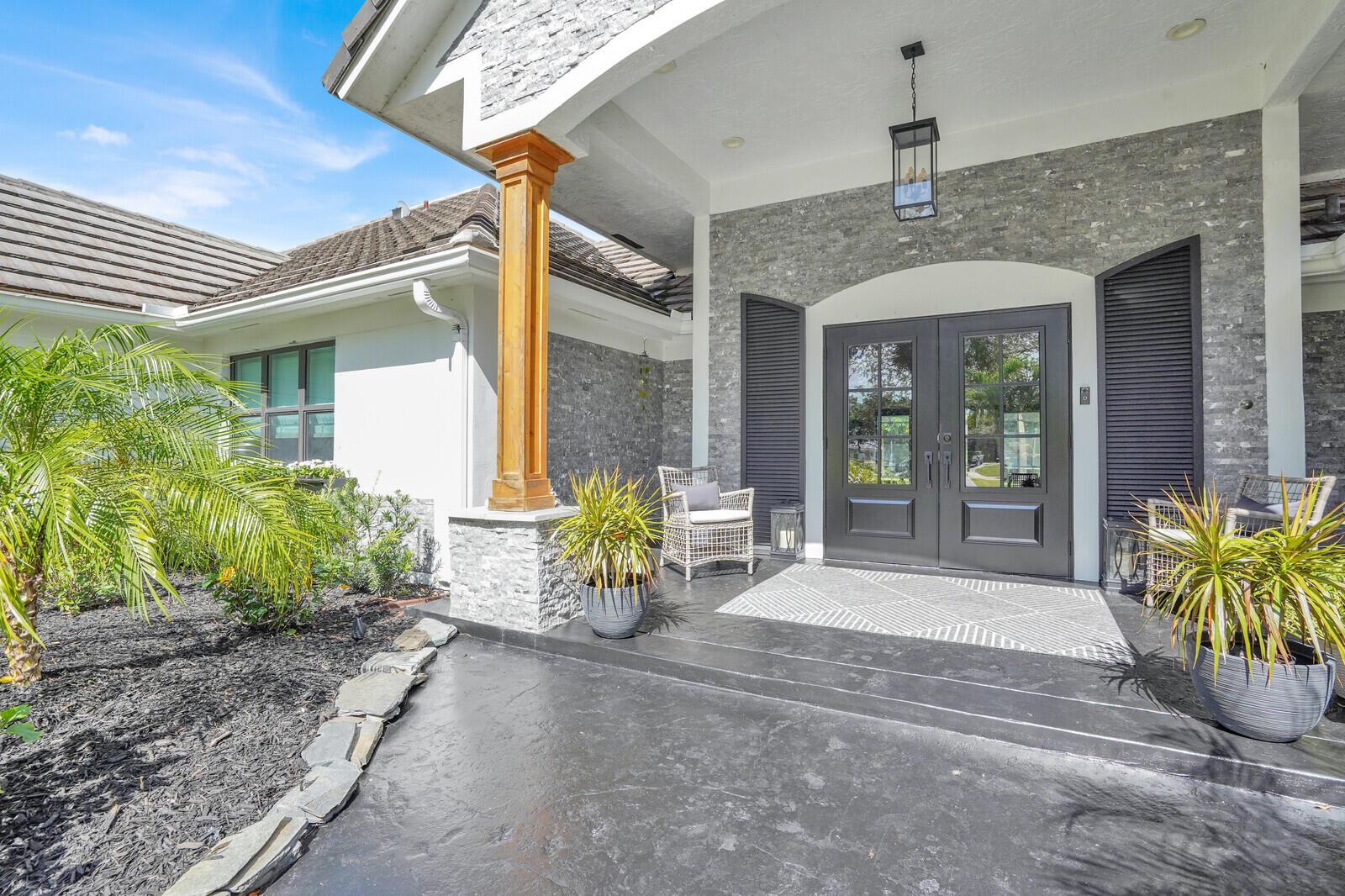 PINEWOOD OF WELLINGTON - Residential