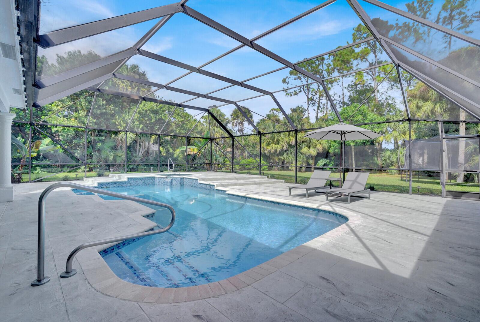 PINEWOOD OF WELLINGTON - Residential