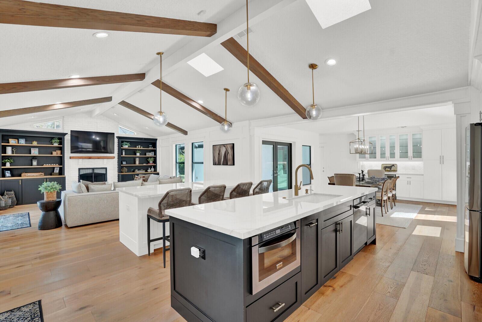 PINEWOOD OF WELLINGTON - Residential