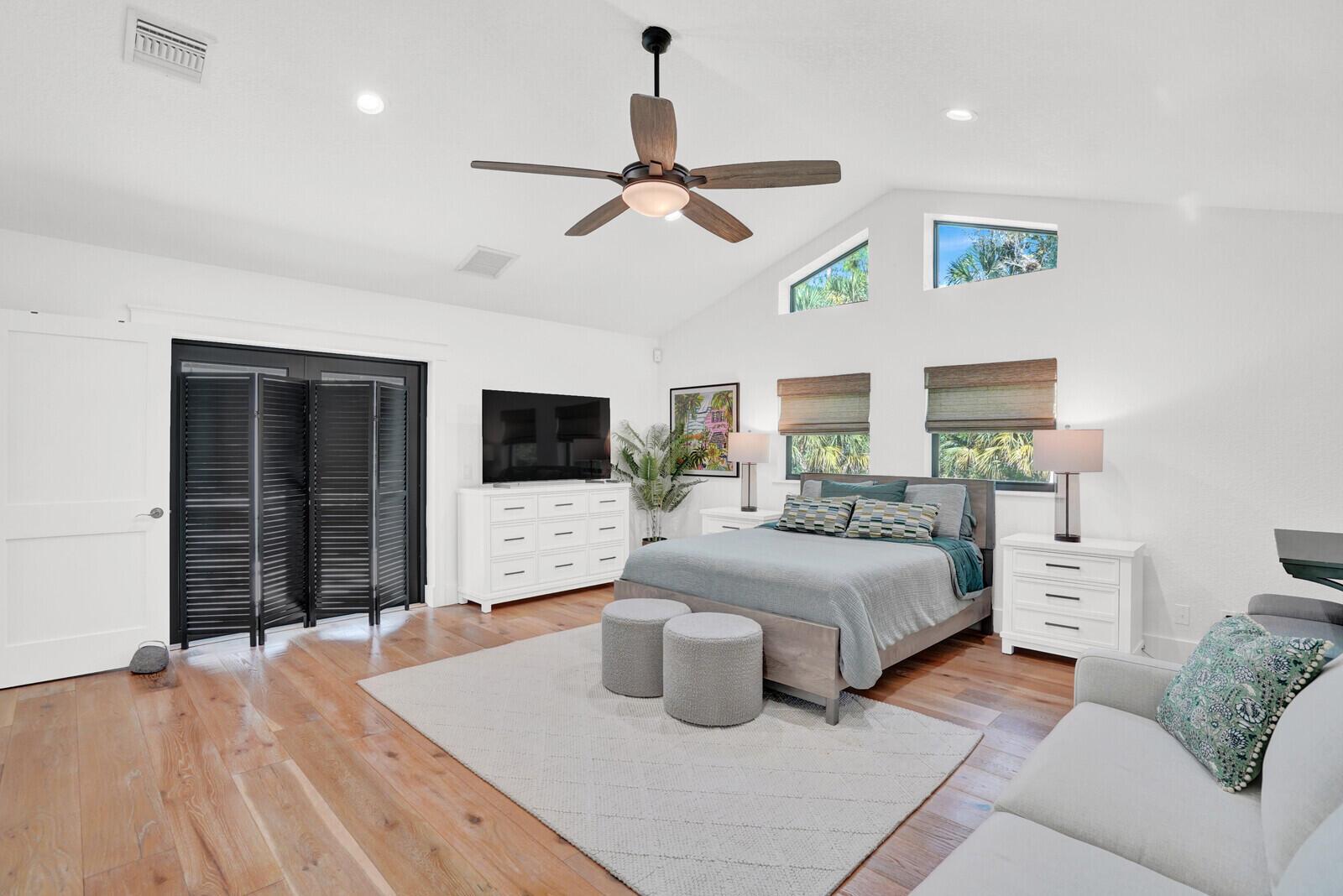 PINEWOOD OF WELLINGTON - Residential