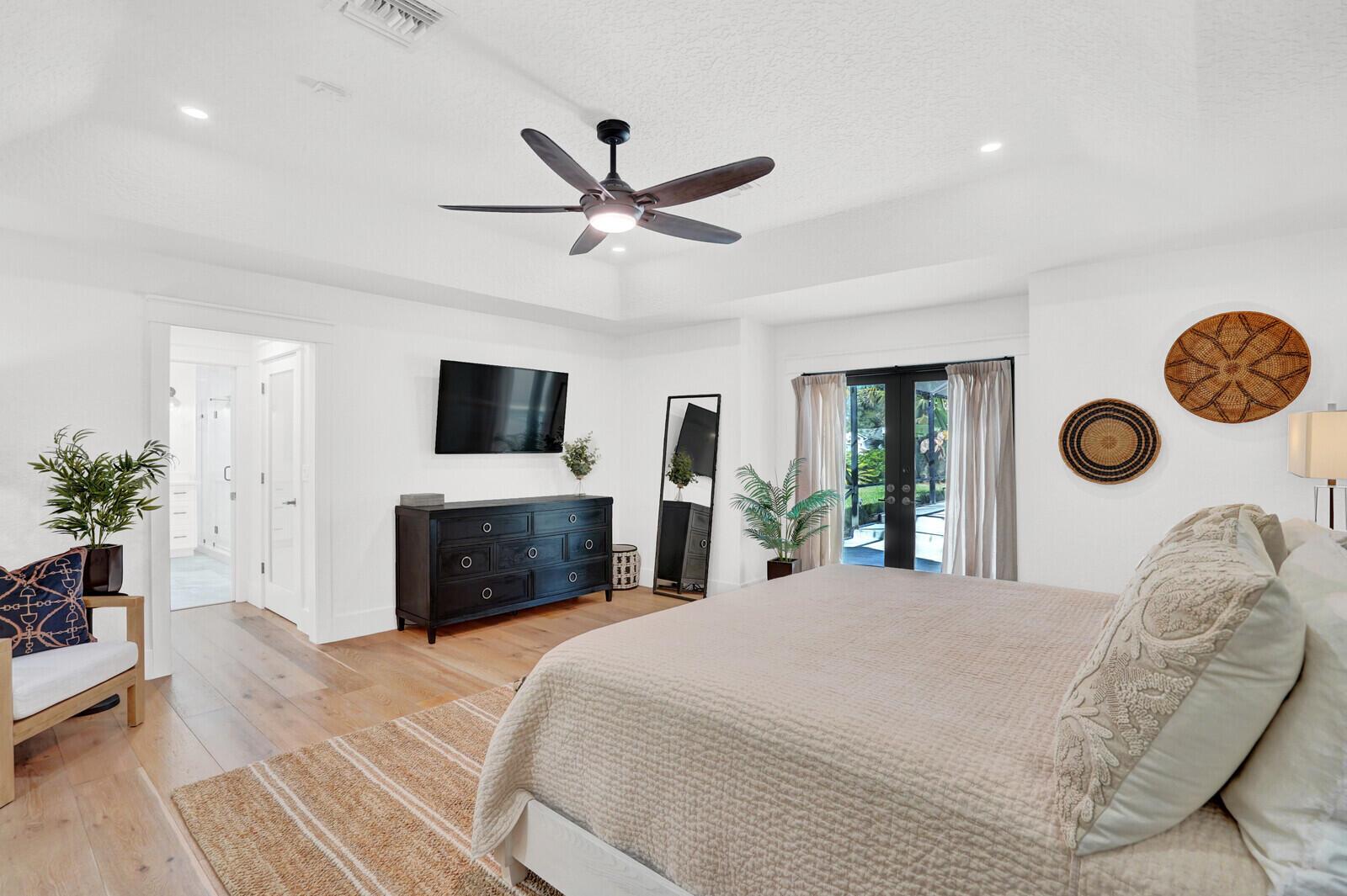 PINEWOOD OF WELLINGTON - Residential