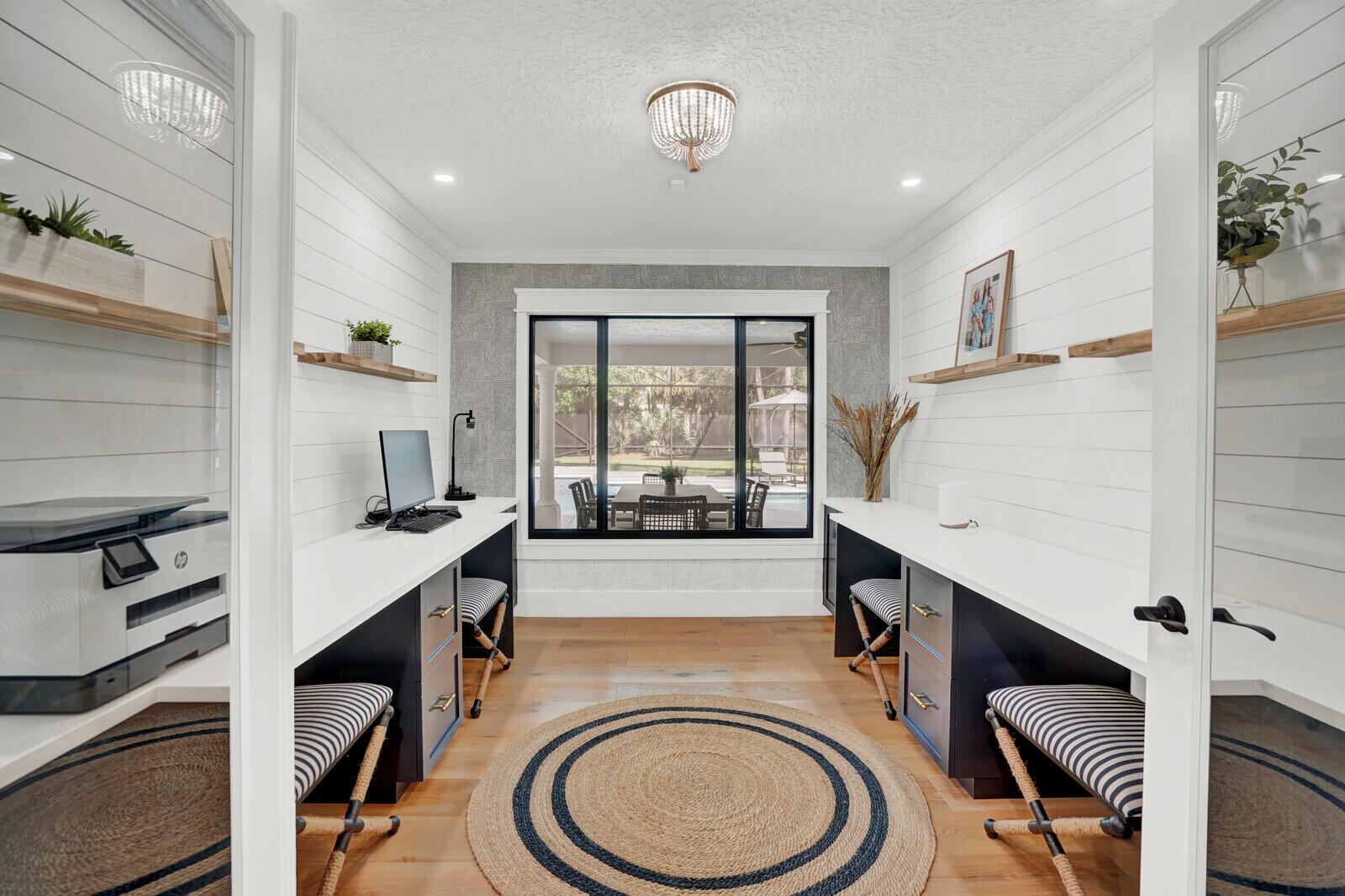 PINEWOOD OF WELLINGTON - Residential