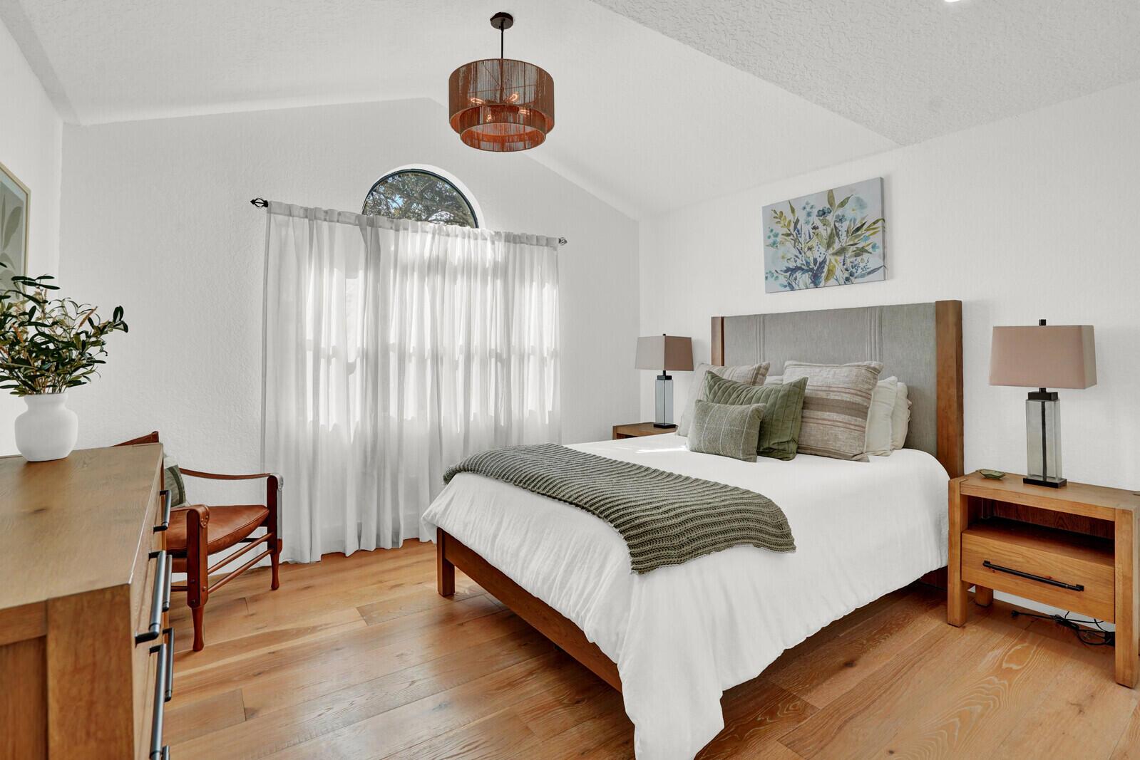 PINEWOOD OF WELLINGTON - Residential