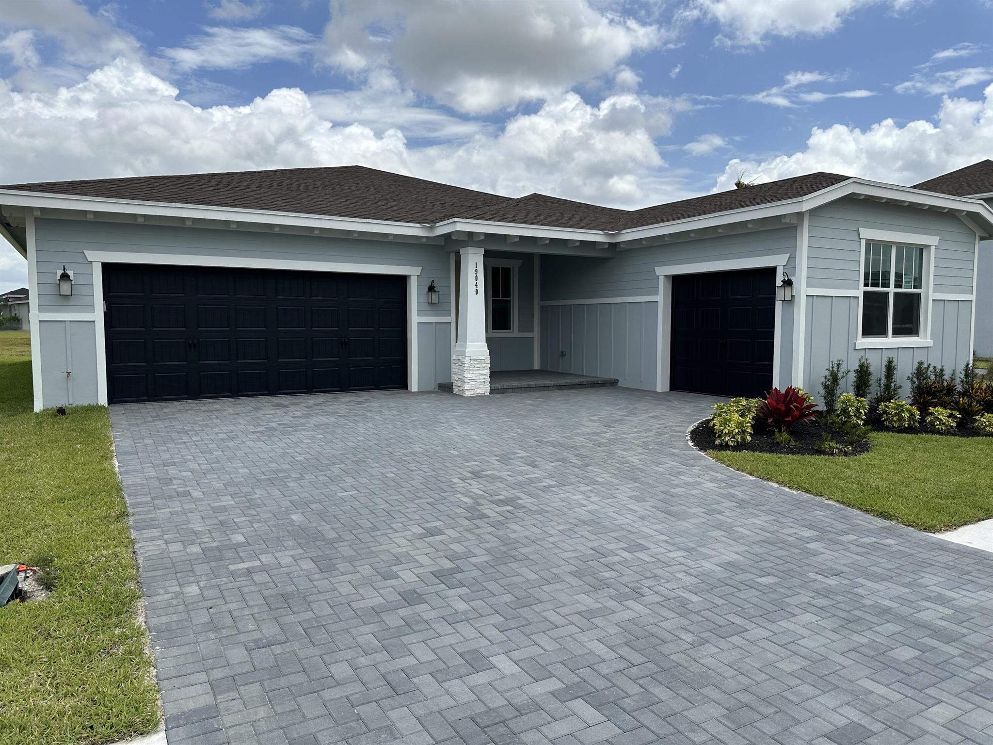 ARDEN PUD POD H SOUTH - Residential Lease