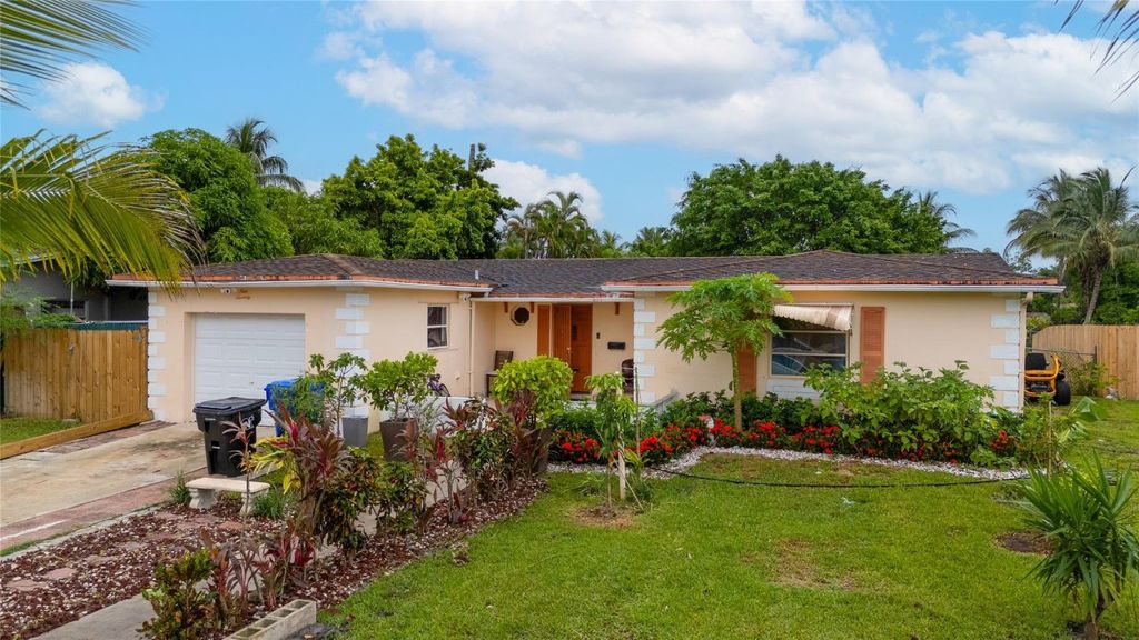 Photo of 970 SW 67th Avenue, North Lauderdale, FL 33068 (MLS # F10512596)