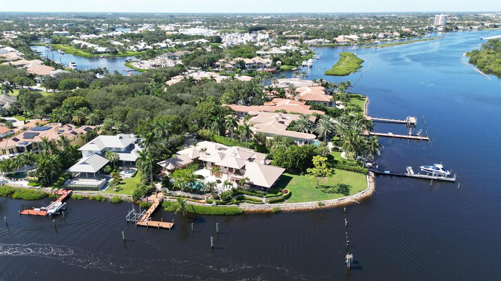 Admirals Cove - Residential