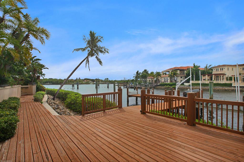 Admirals Cove - Residential