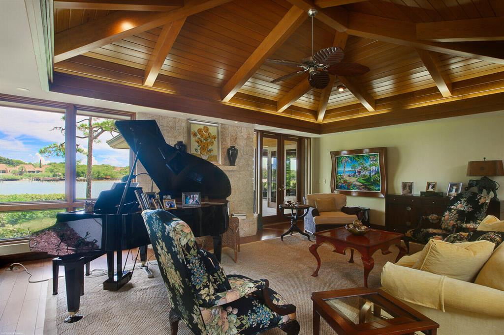 Admirals Cove - Residential