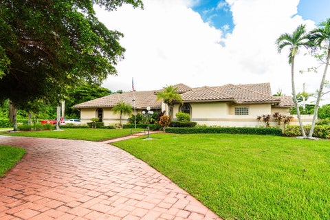 Tiny photo for 10270 E TARA Boulevard, Boynton Beach, FL 33437 (MLS # B26090067)