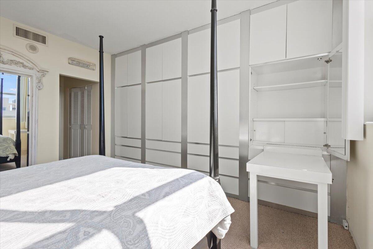 PATRICIAN OF PALM BEACH CONDO - Residential Lease