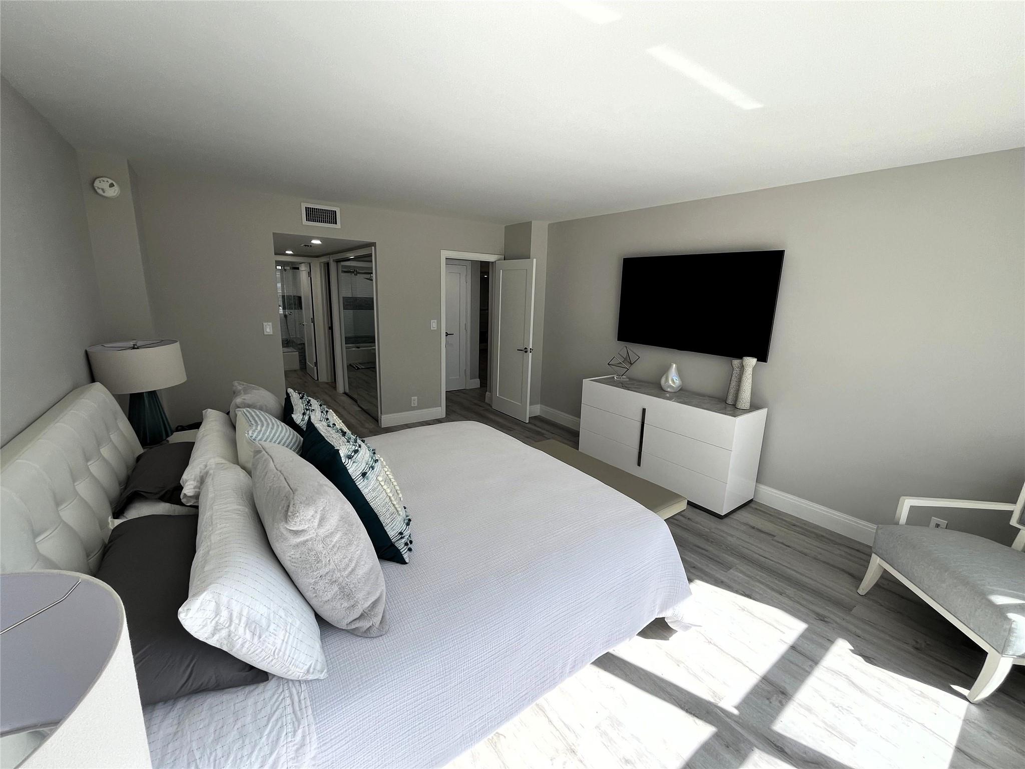 PLAYA DEL SOL CONDO - Residential Lease