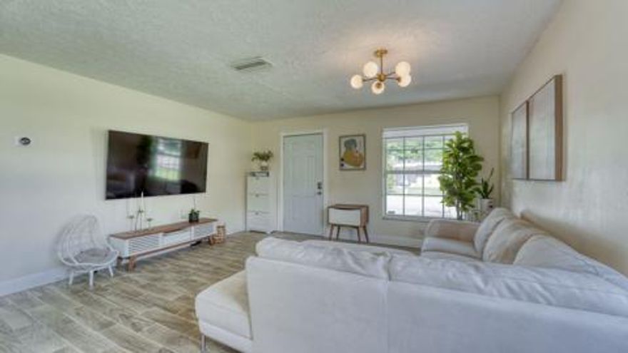 3 Bed 2 Bath Corner lot in Chula Vista section of Fort Lauderdale. Newer roof 2017, Newer A/C 2019,Fully Updated Kitchen ,Flooring and Window Treatments. Home has a Large Corner Fully fenced yard with shed.