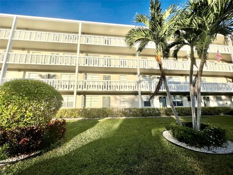 A home in Deerfield Beach