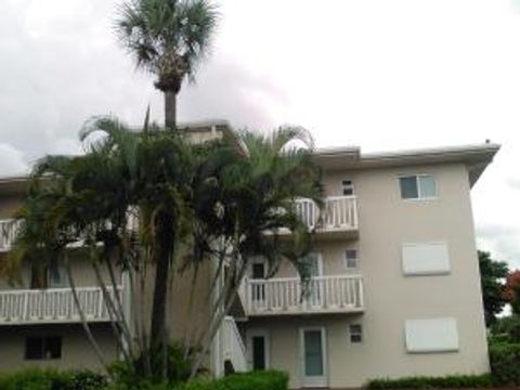 A home in Lake Worth Beach