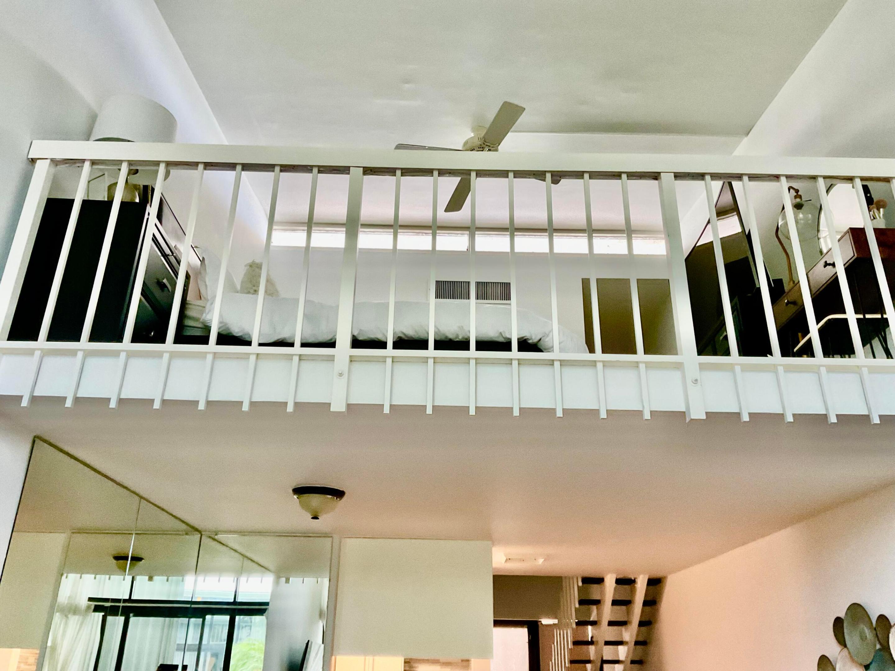 MAYFAIR HOUSE CONDO - Residential