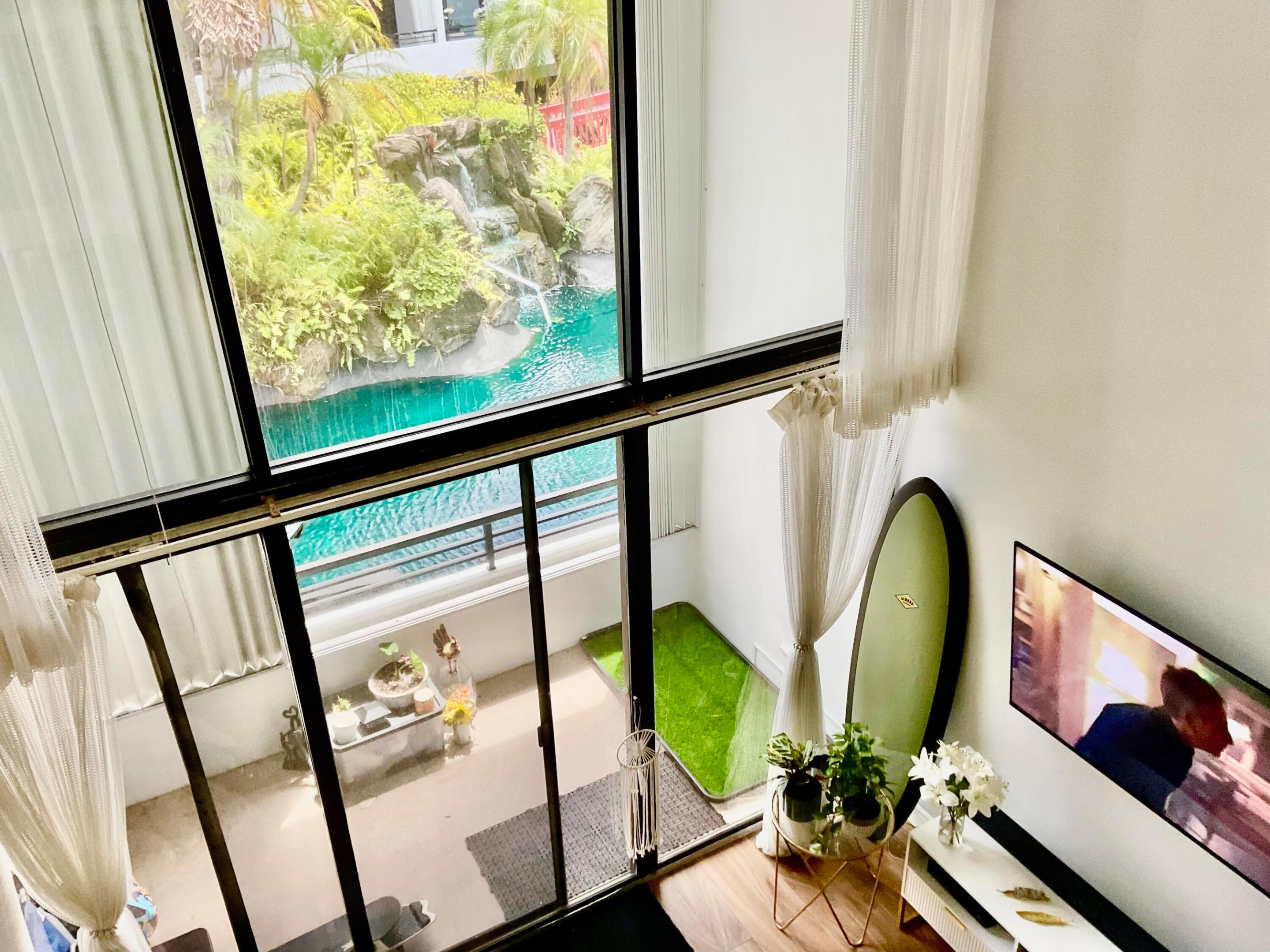 MAYFAIR HOUSE CONDO - Residential