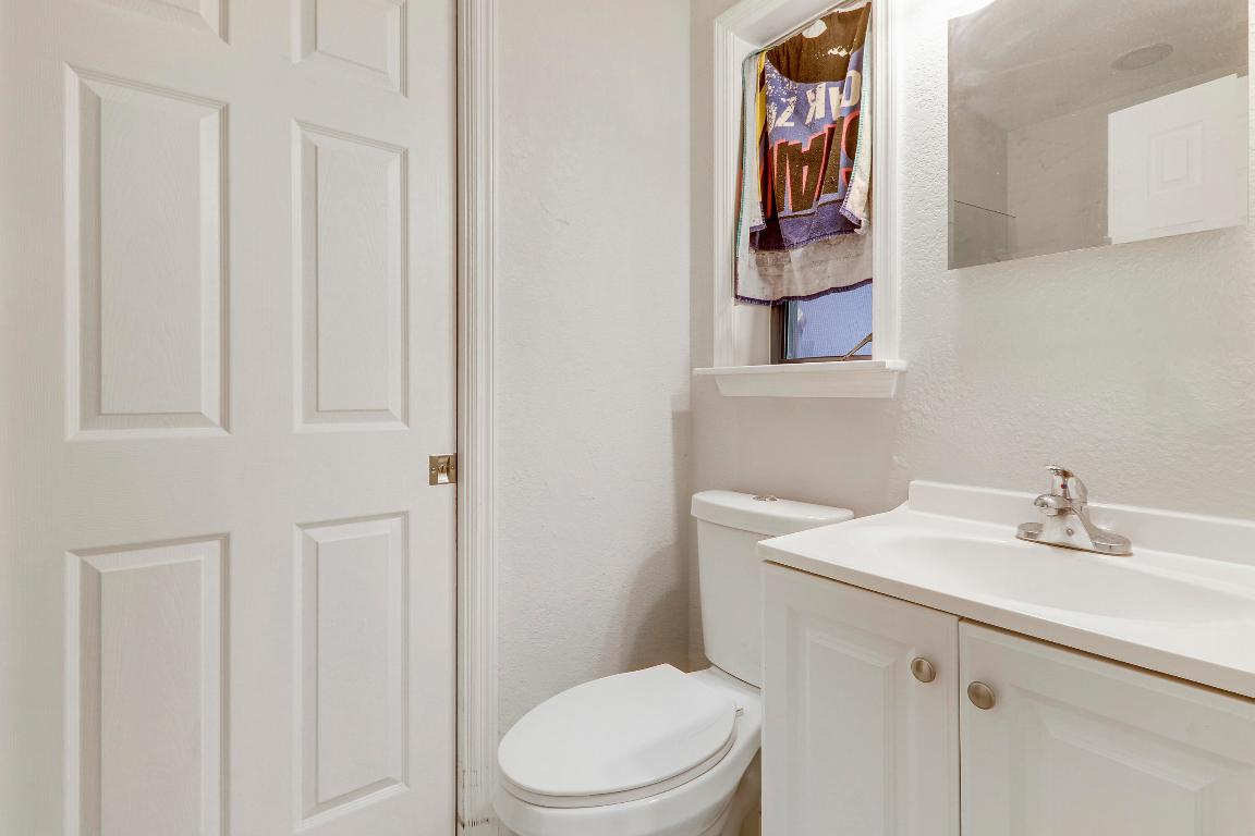 LAKE PARK ADD NO 1 IN PB 25 PGS 222 & 223 - Residential