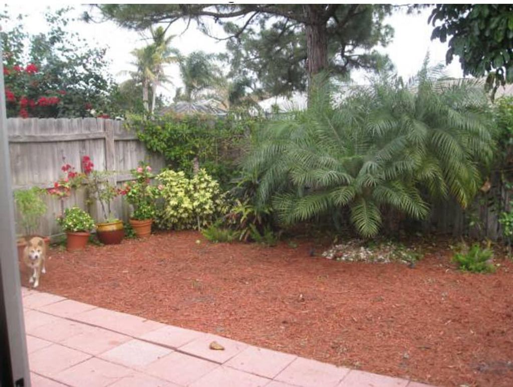 Photo of 138 Pinewood Court Ct, Jupiter, FL 33458 (MLS # R10808943)