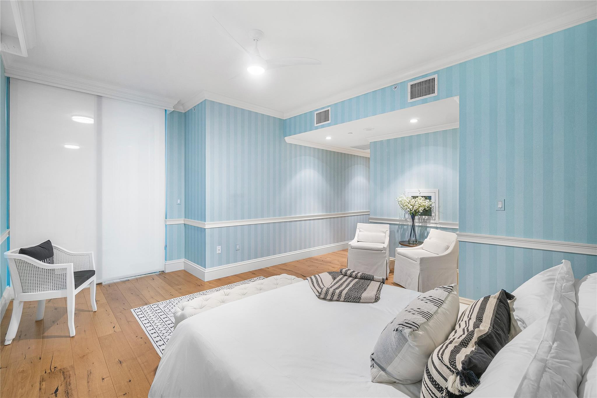 MIZNER GRAND CONDO - Residential