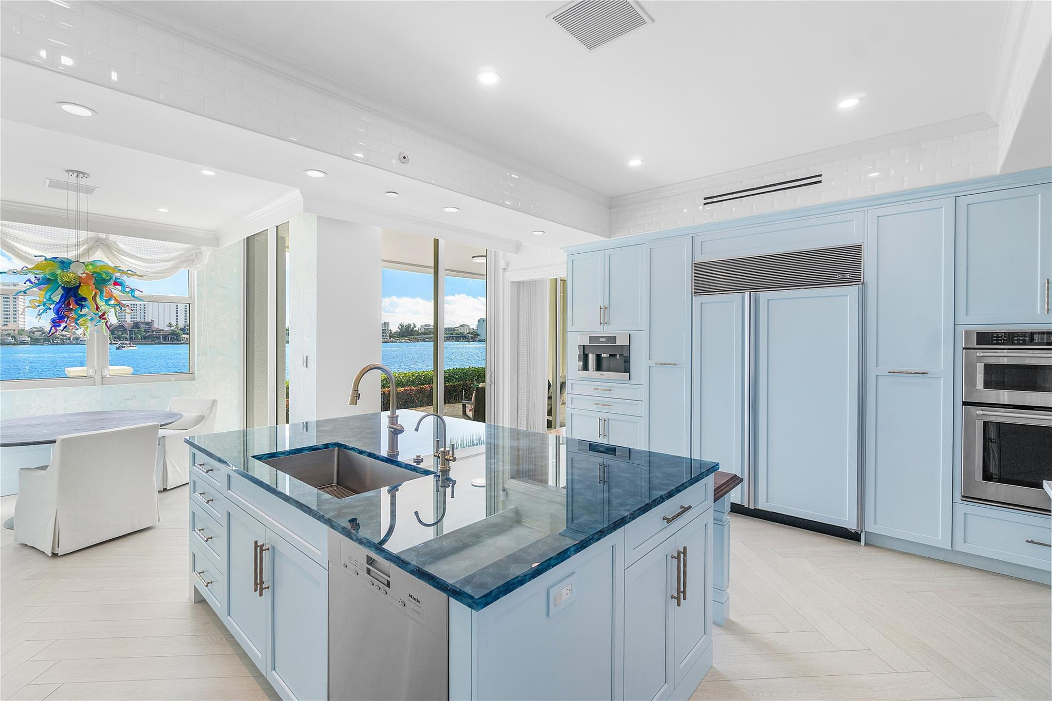 MIZNER GRAND CONDO - Residential