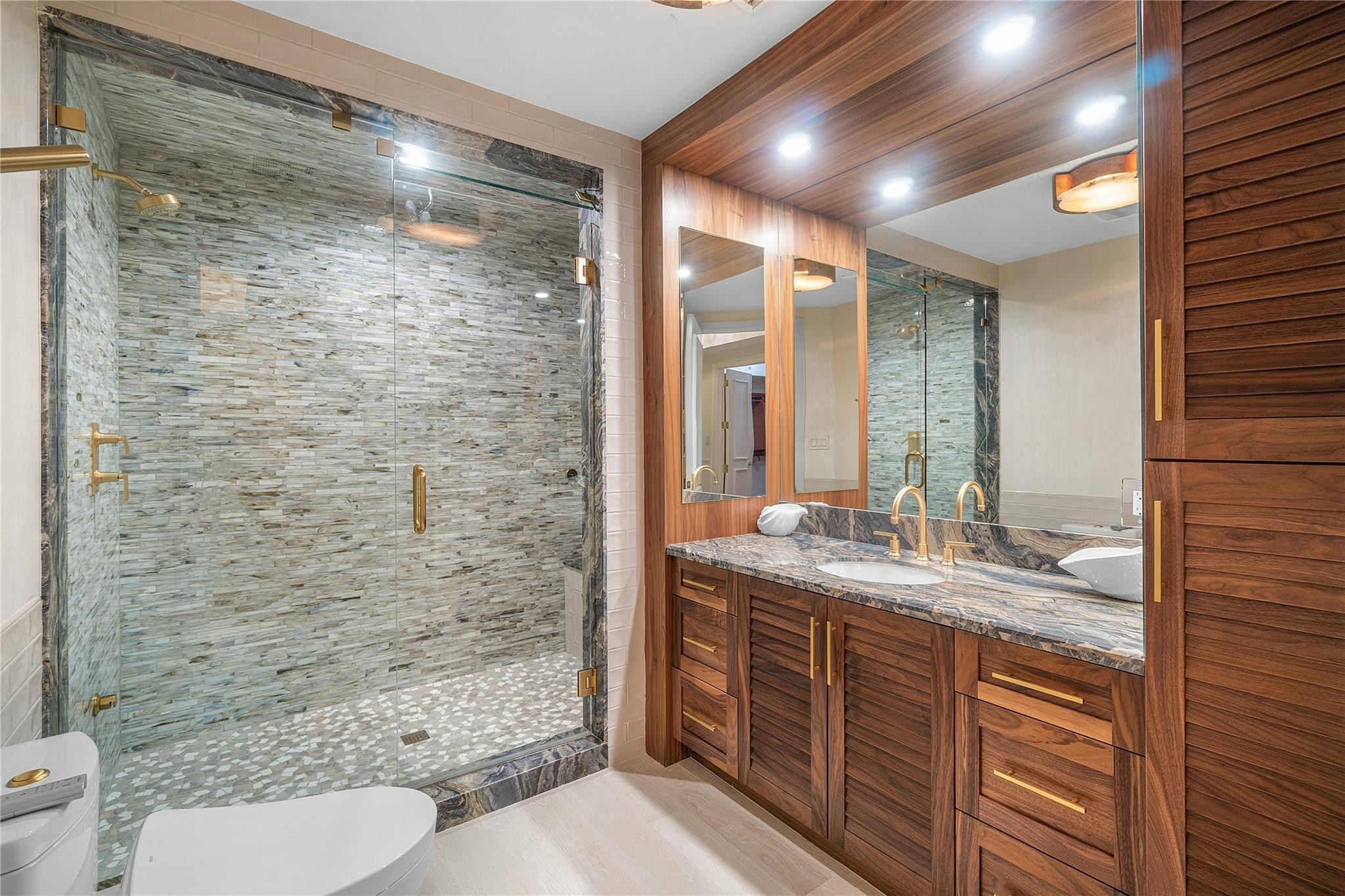 MIZNER GRAND CONDO - Residential