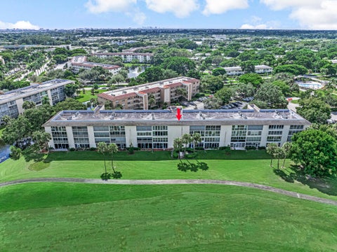 Tiny photo for 4402 MARTINIQUE CT #D4, Coconut Creek, FL 33066 (MLS # B26089636)