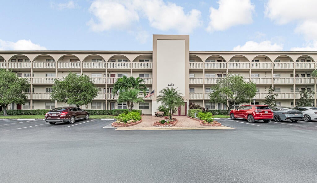 4402 MARTINIQUE D4