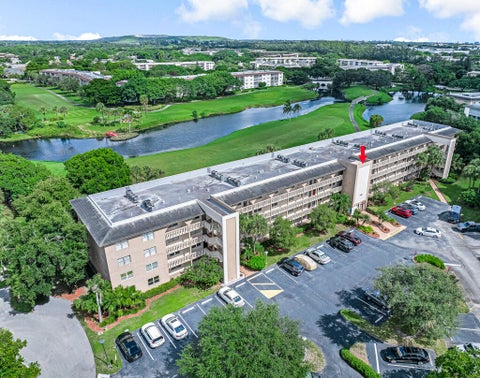 Tiny photo for 4402 MARTINIQUE CT #D4, Coconut Creek, FL 33066 (MLS # B26089636)