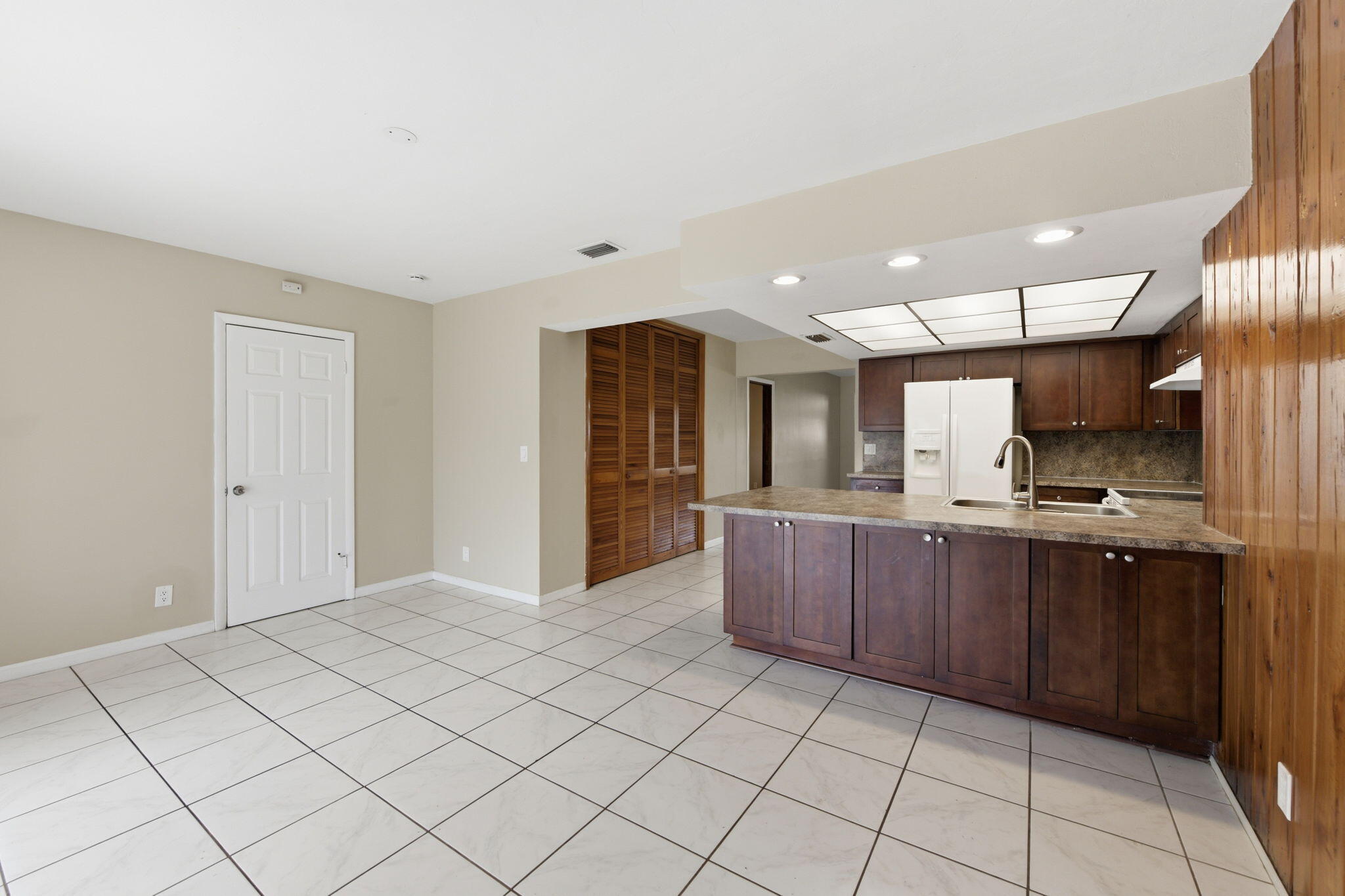 ROYAL PALM ACRES EIGHTH SEC - Residential