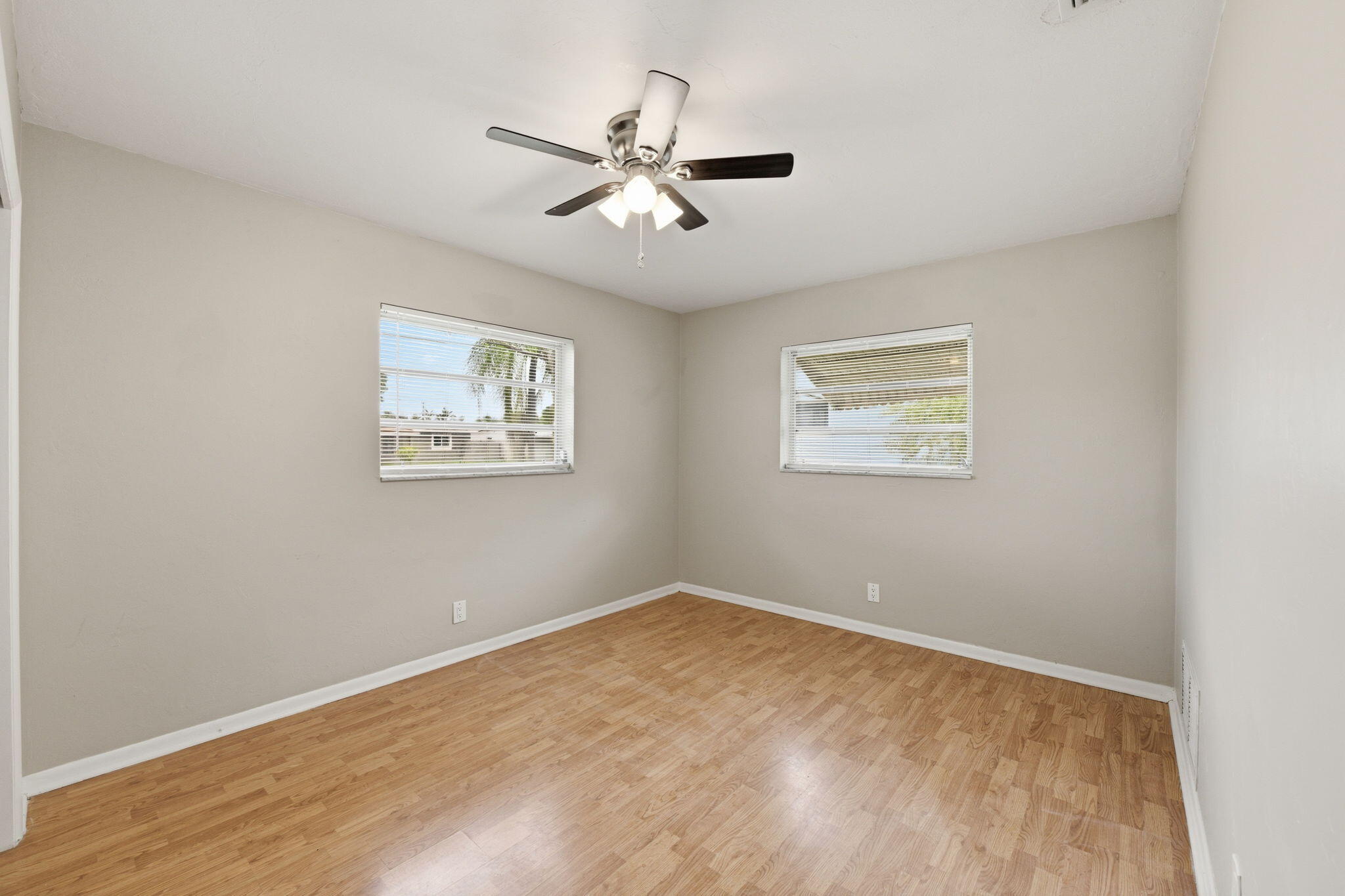 ROYAL PALM ACRES EIGHTH SEC - Residential