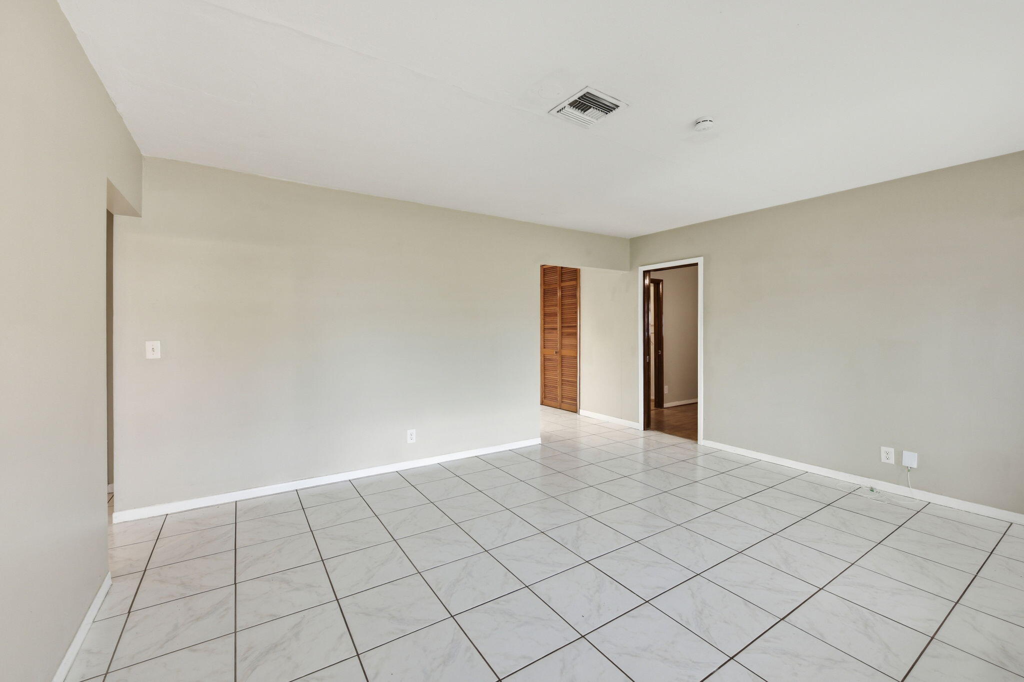 ROYAL PALM ACRES EIGHTH SEC - Residential