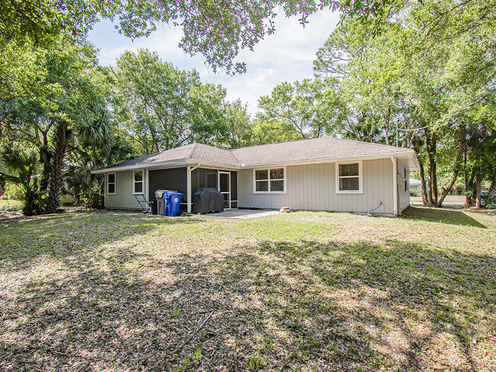 PINE TREE PARK UNIT NO 3 - Residential