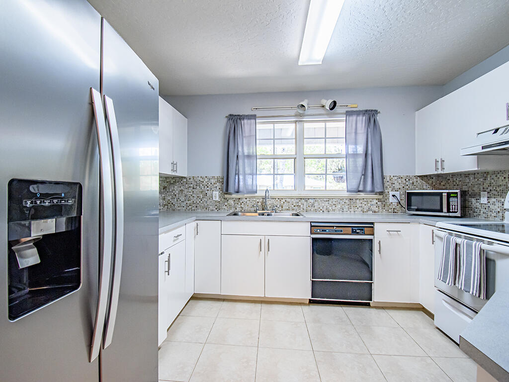 PINE TREE PARK UNIT NO 3 - Residential