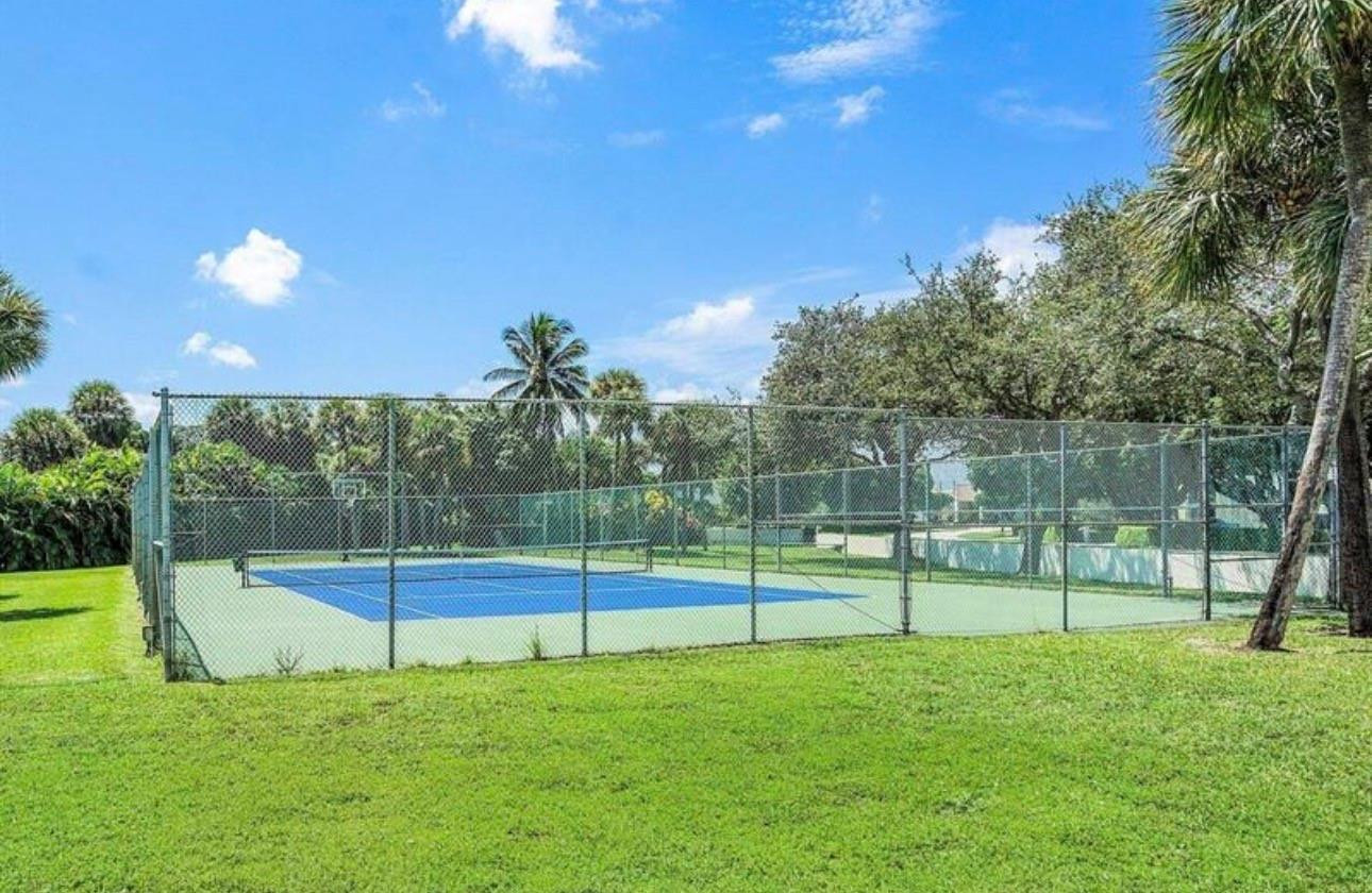 LANDS OF PRESIDENT CO - Residential