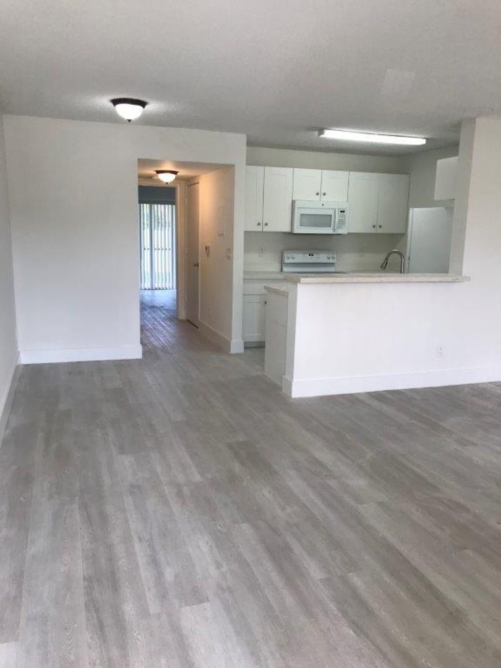 Photo of 1508 Meadows Circle #-, Boynton Beach, FL 33436 (MLS # F10475772)