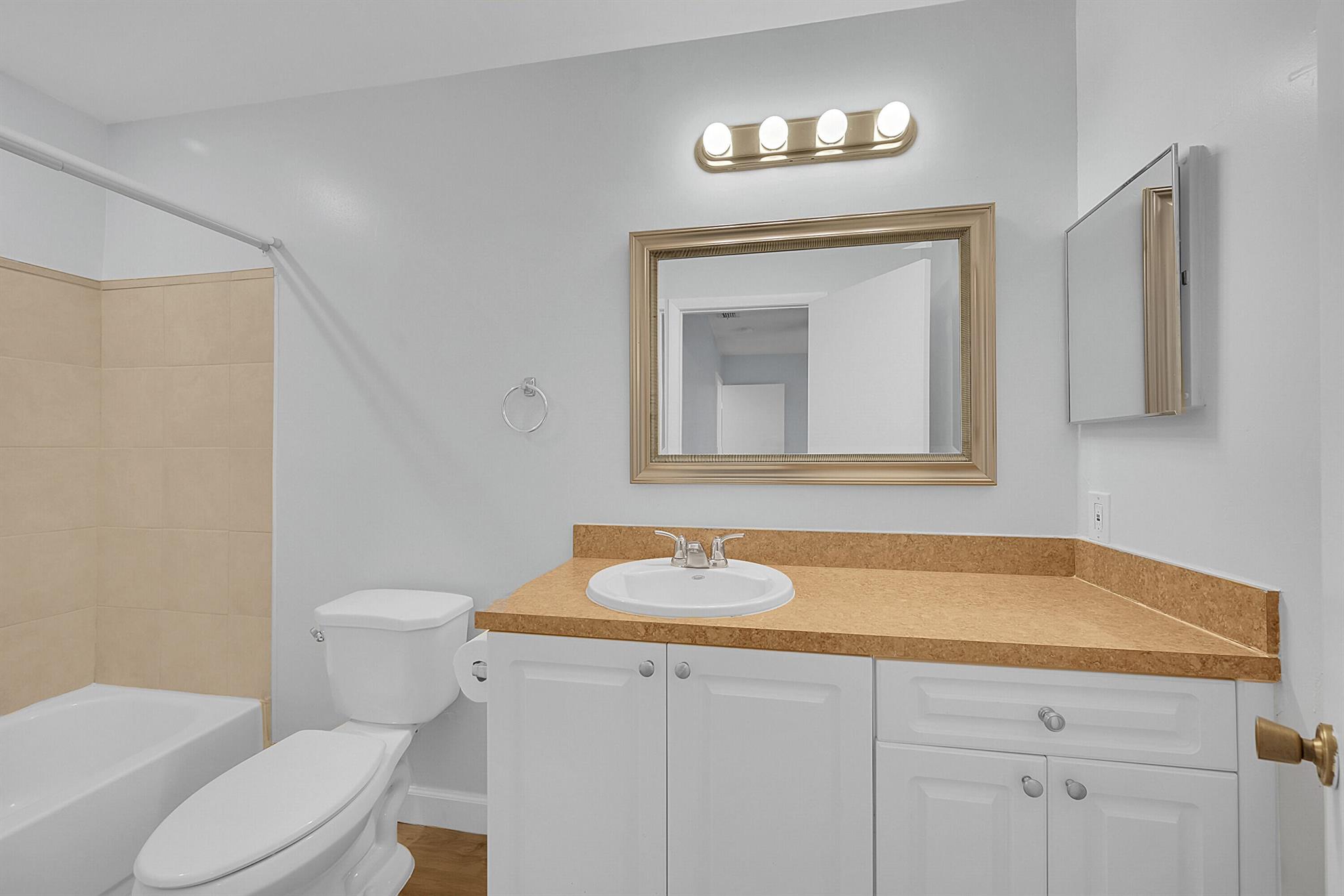 CASABLANCA ISLES CONDO - Residential Lease